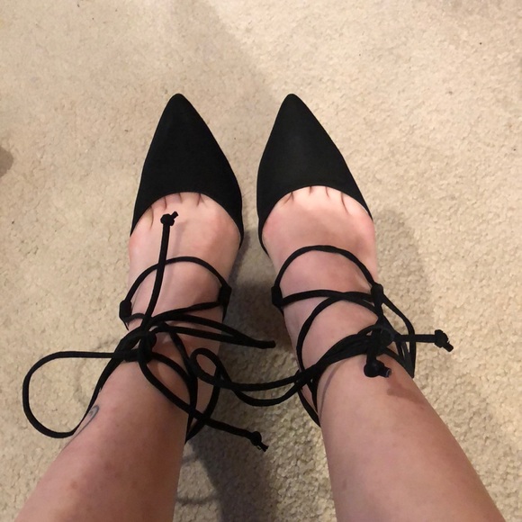 Christian Siriano for Payless black heels - Picture 2 of 7